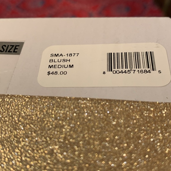 NWT Steve Madden Slipper/Knit Hat Set, Blush.  Sz M 7/8. - Picture 12 of 12